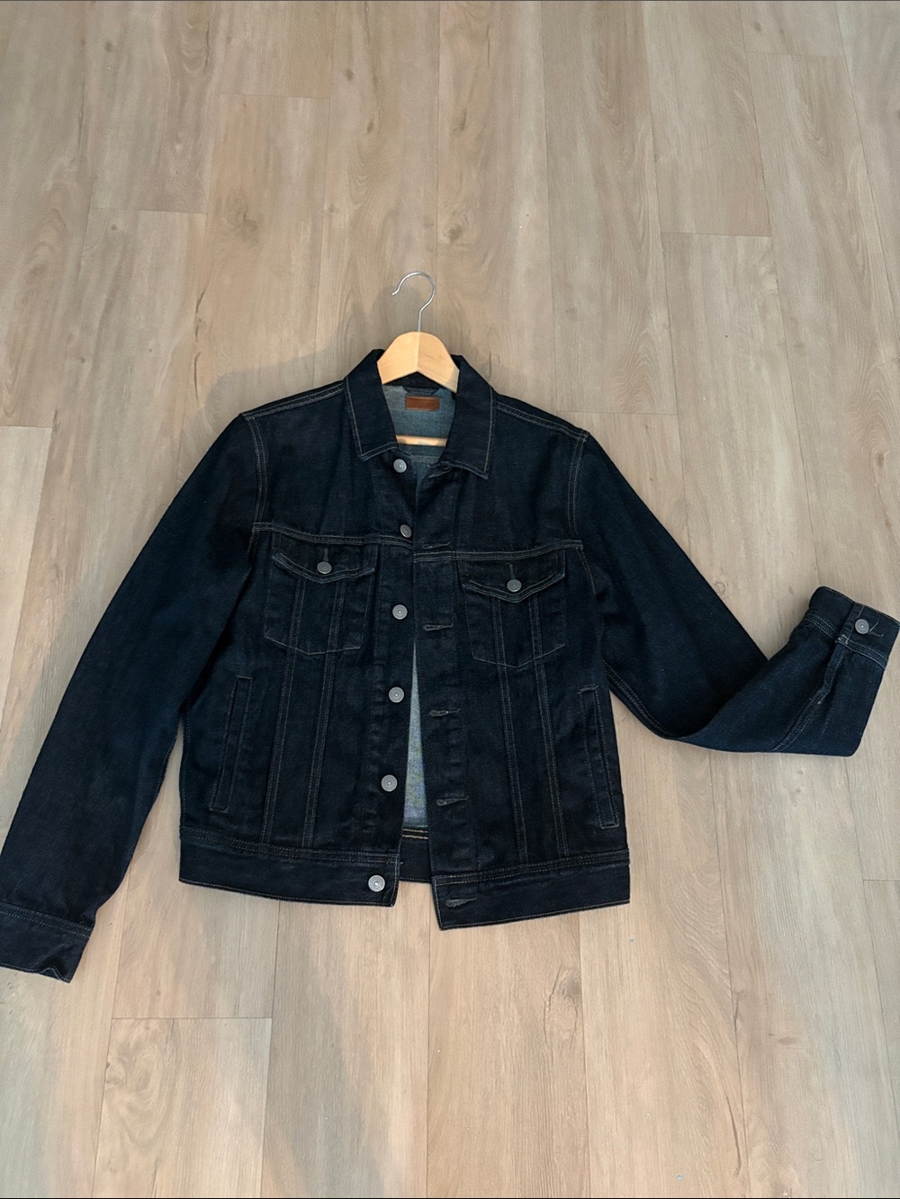 NWOT JCREW Men's Dark Denim Jacket - Classic Trucker Style